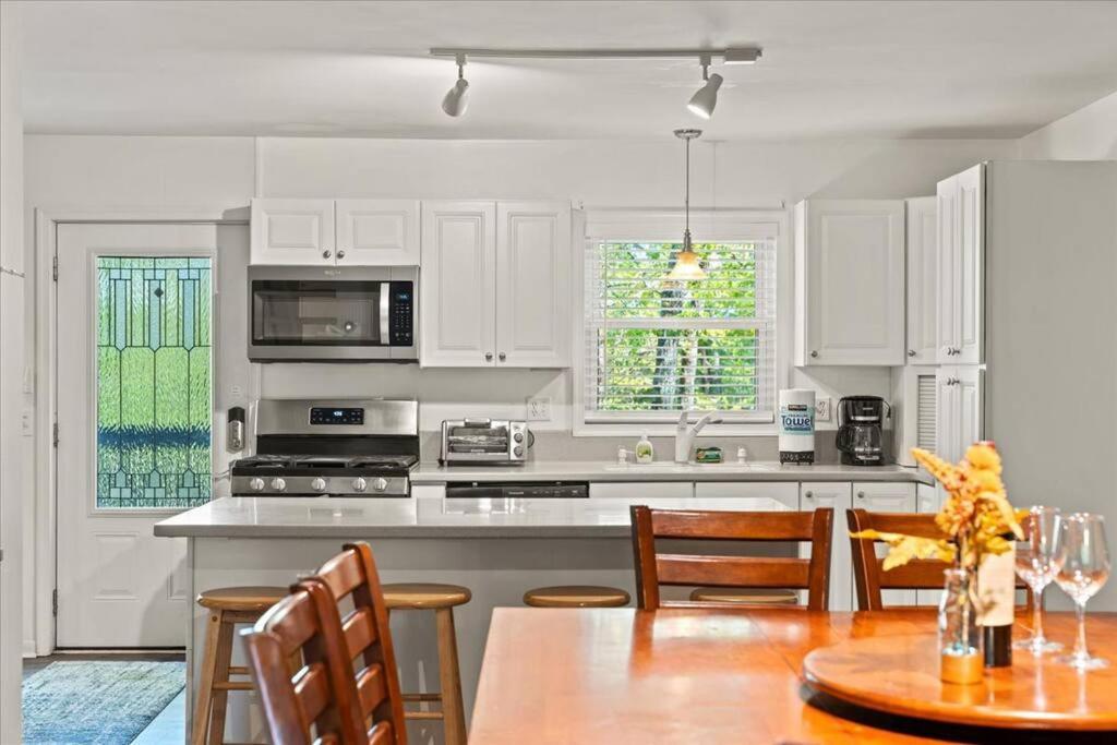 Appartement In Game - The Play House 5br McGaheysville