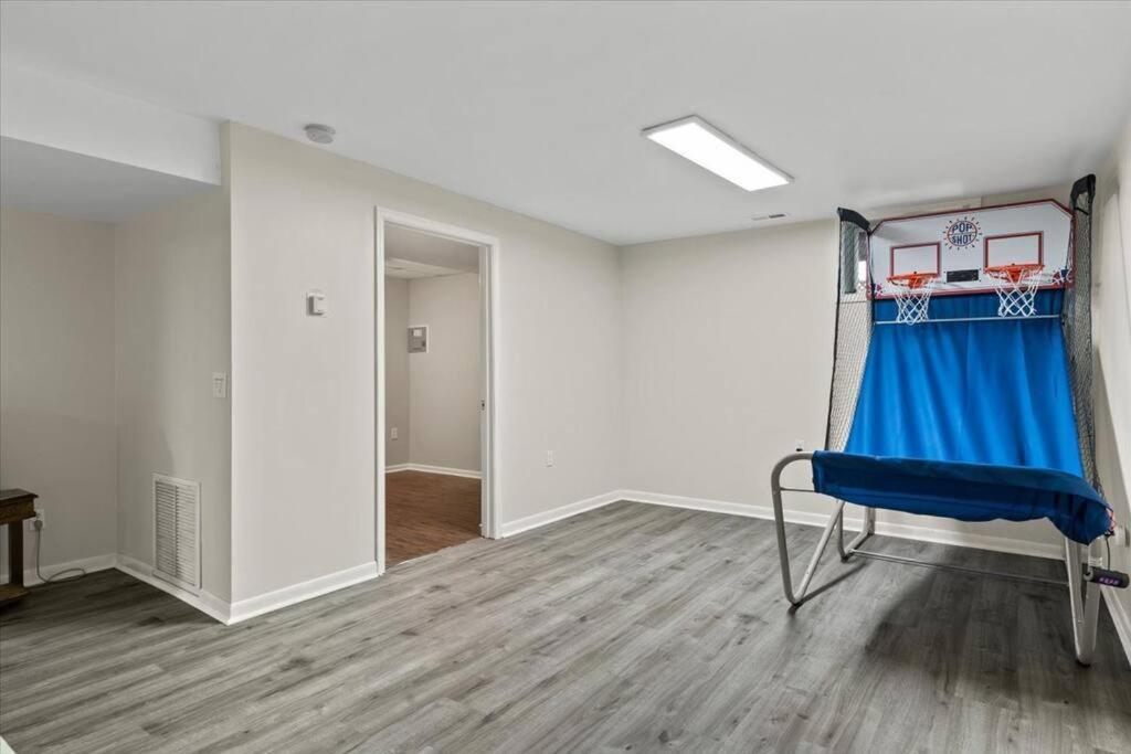 In Game - The Play House 5br * McGaheysville